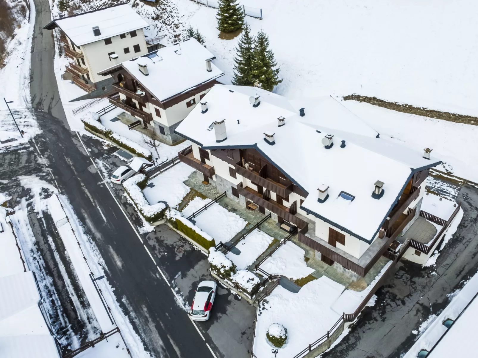 The Silent Sylva-Draußen