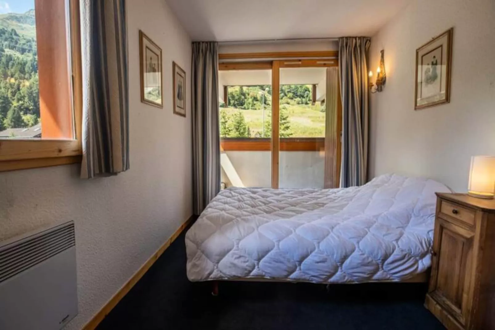 Sherpa 18 Sur Le Front De Neige De Mottaret-Untagged