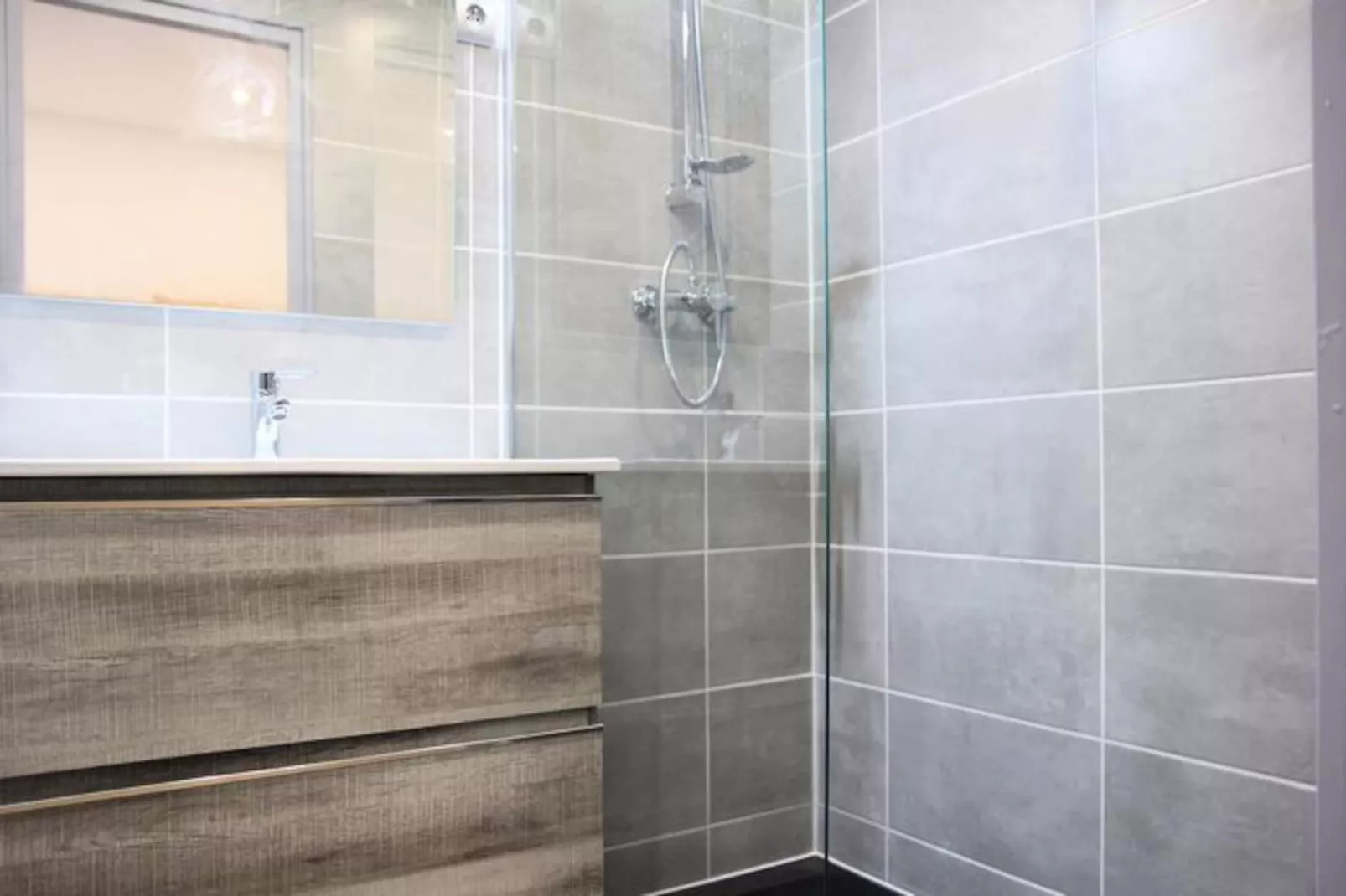 Résidence Neves-Non tagué