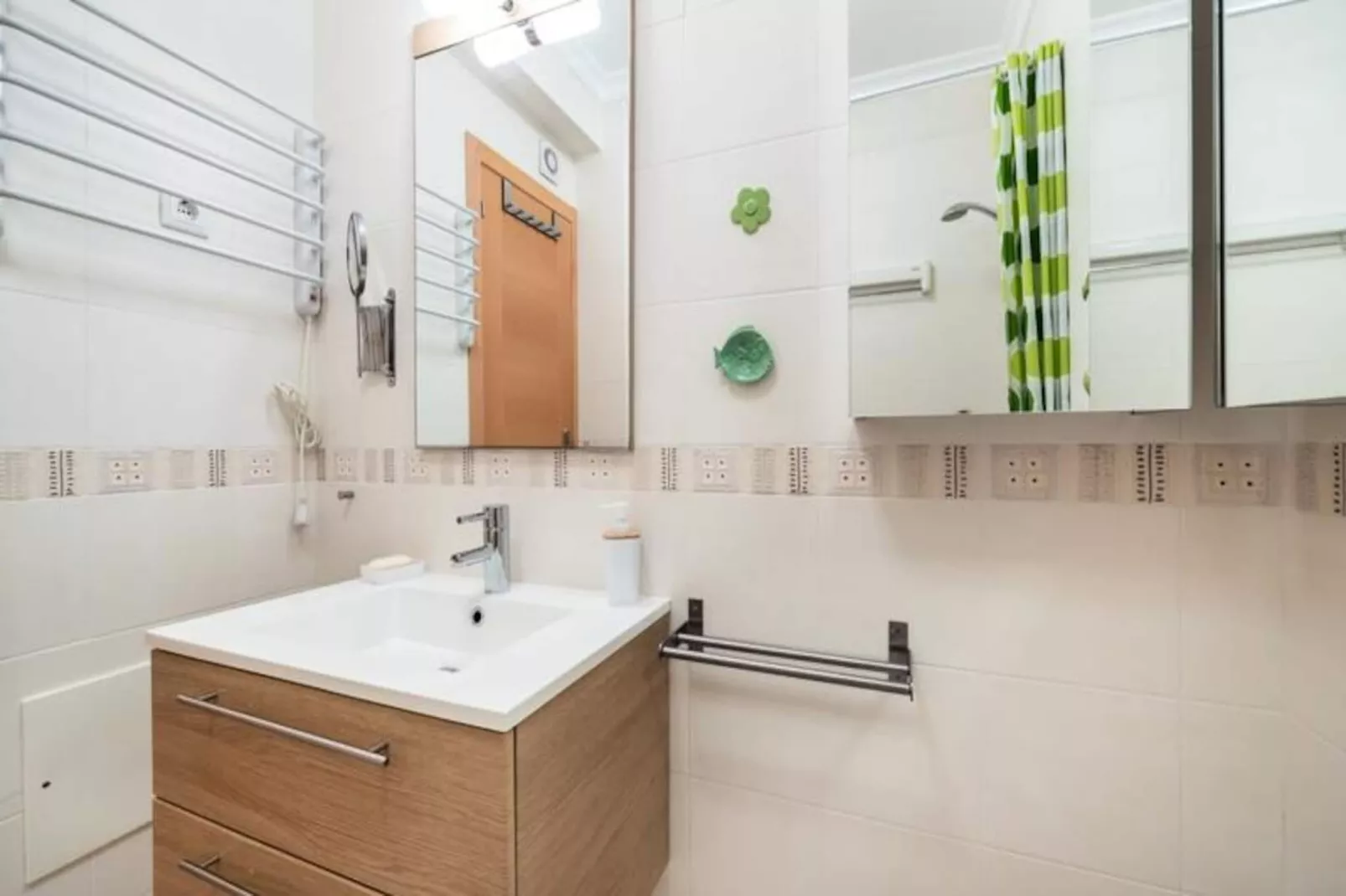 Altura Beach Apartment-Untagged