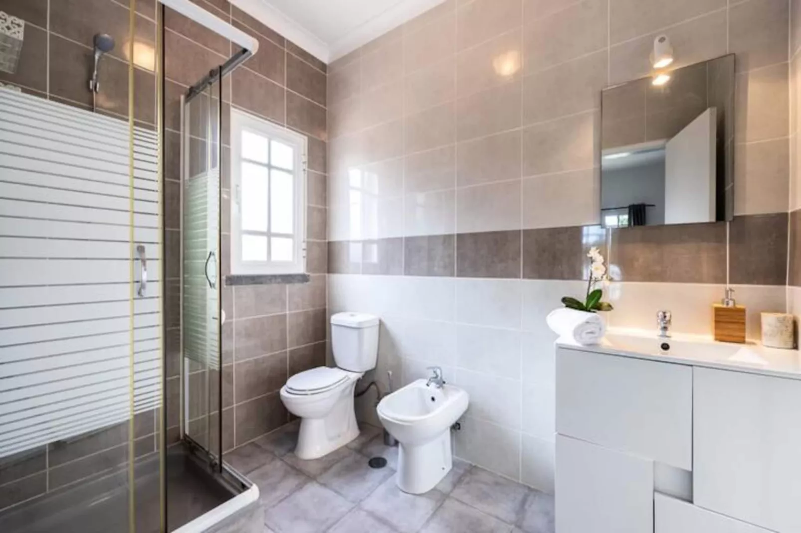 Blue Lee Residence-Untagged