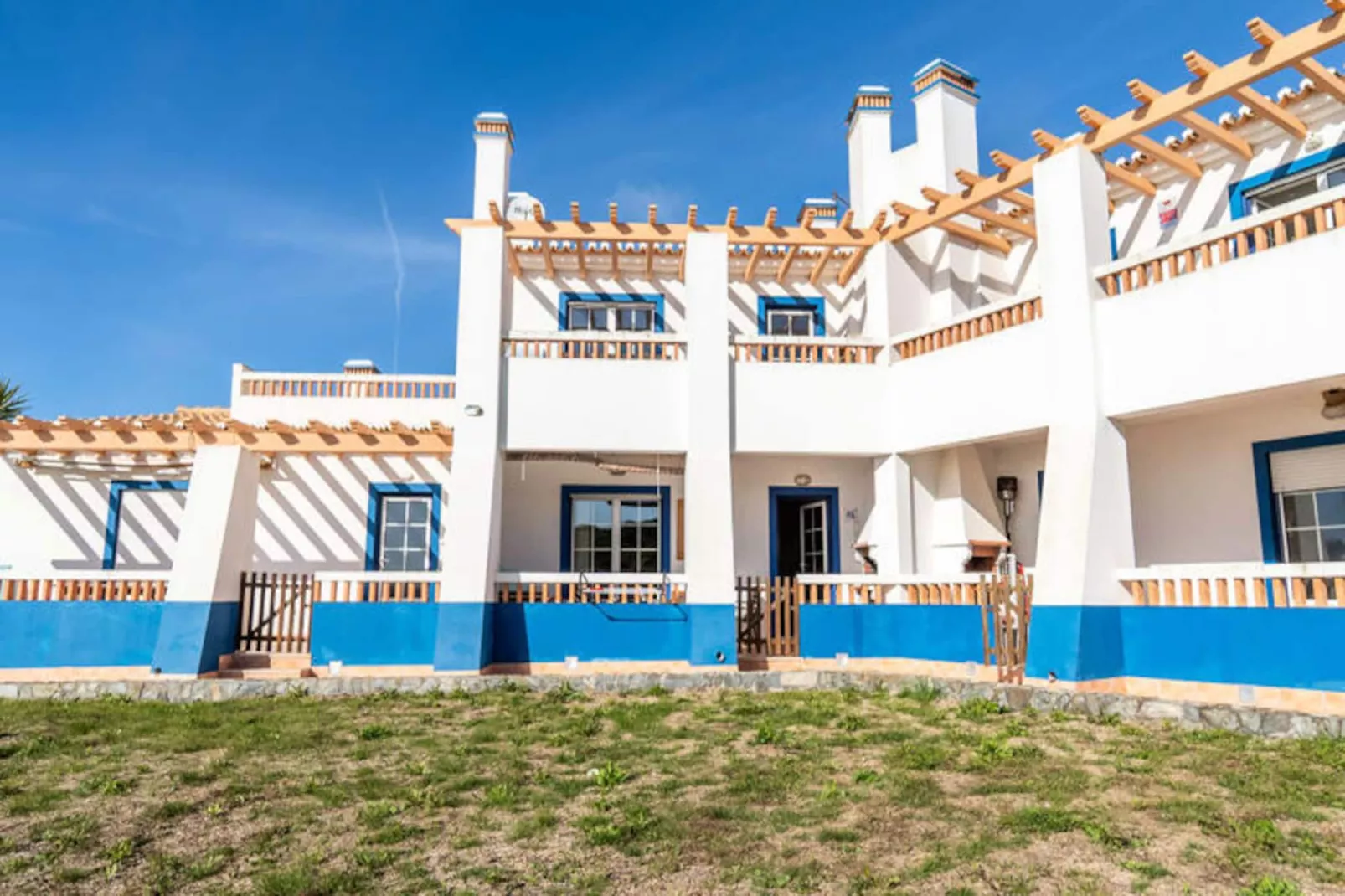 Arrifana Sunset & Surf-Untagged