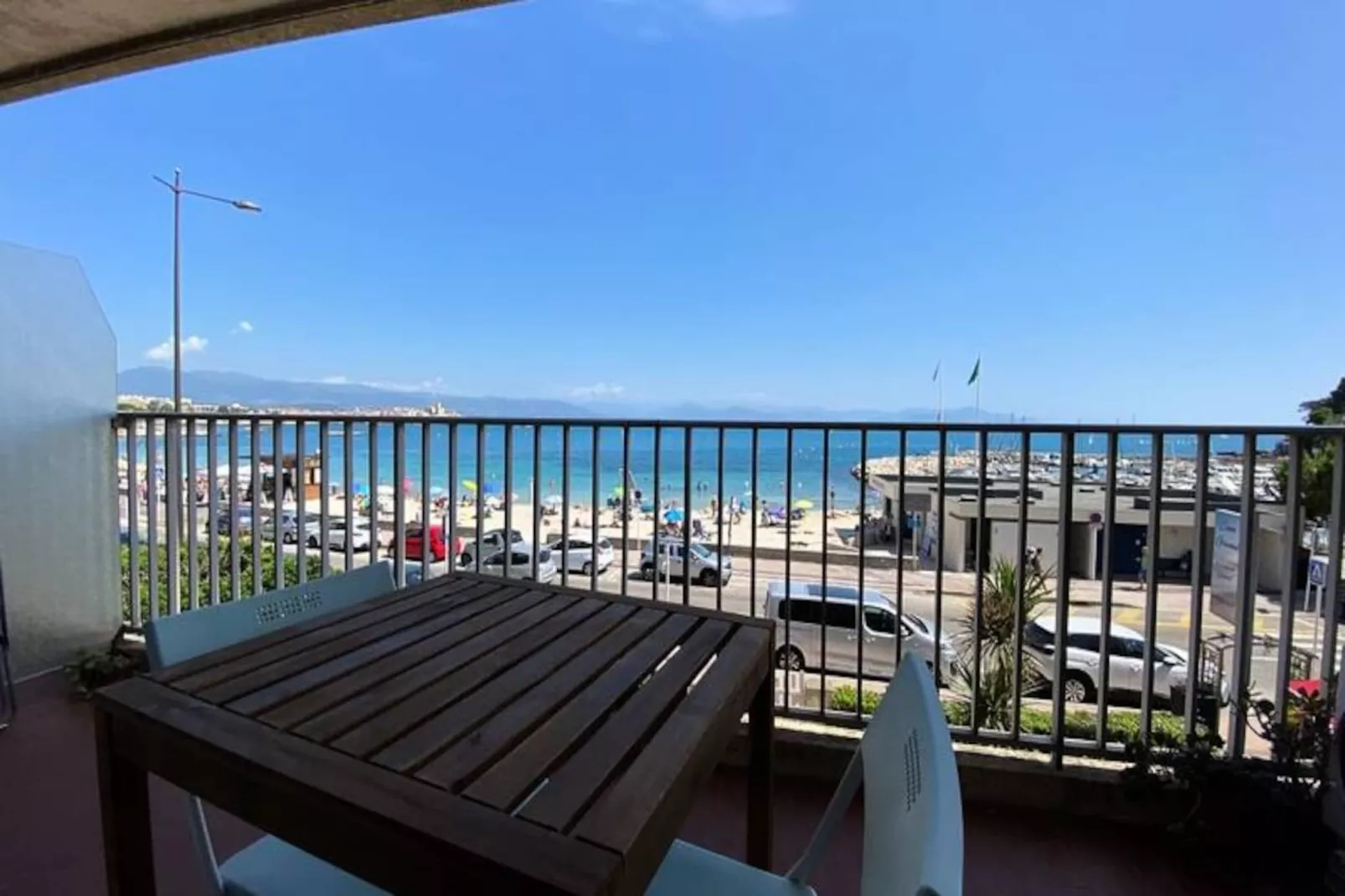 06at1 - Studio Cosy Bord De Mer Situation Idéale-Non tagué