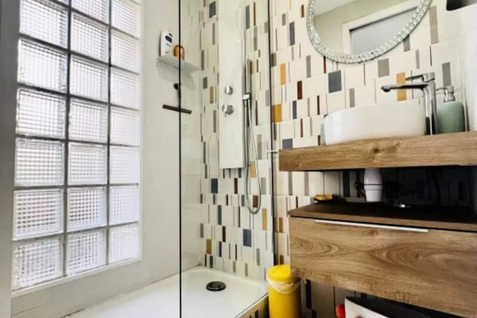 Résidence Appartement Tout Neuf Vue Mer Avec 2 Chambres Dans Antibes-Untagged