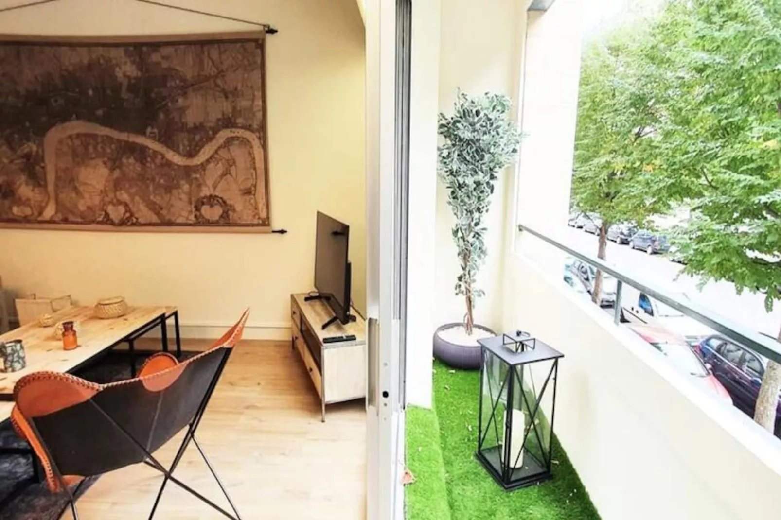 🦋 The Butterfly - Standing ****-Nicht zugeordnet