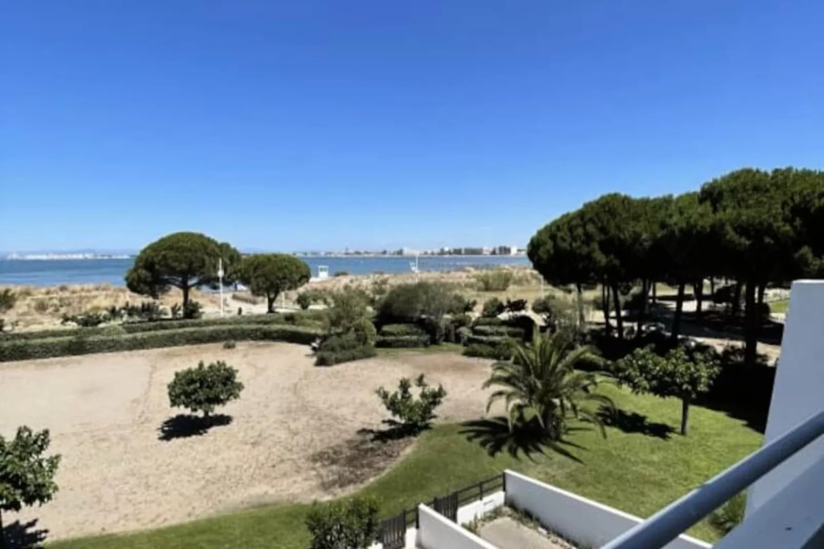 Résidence Le Flamant Appartement 2 Chambres Dernier &eacute;tage Vue Mer-Non tagué