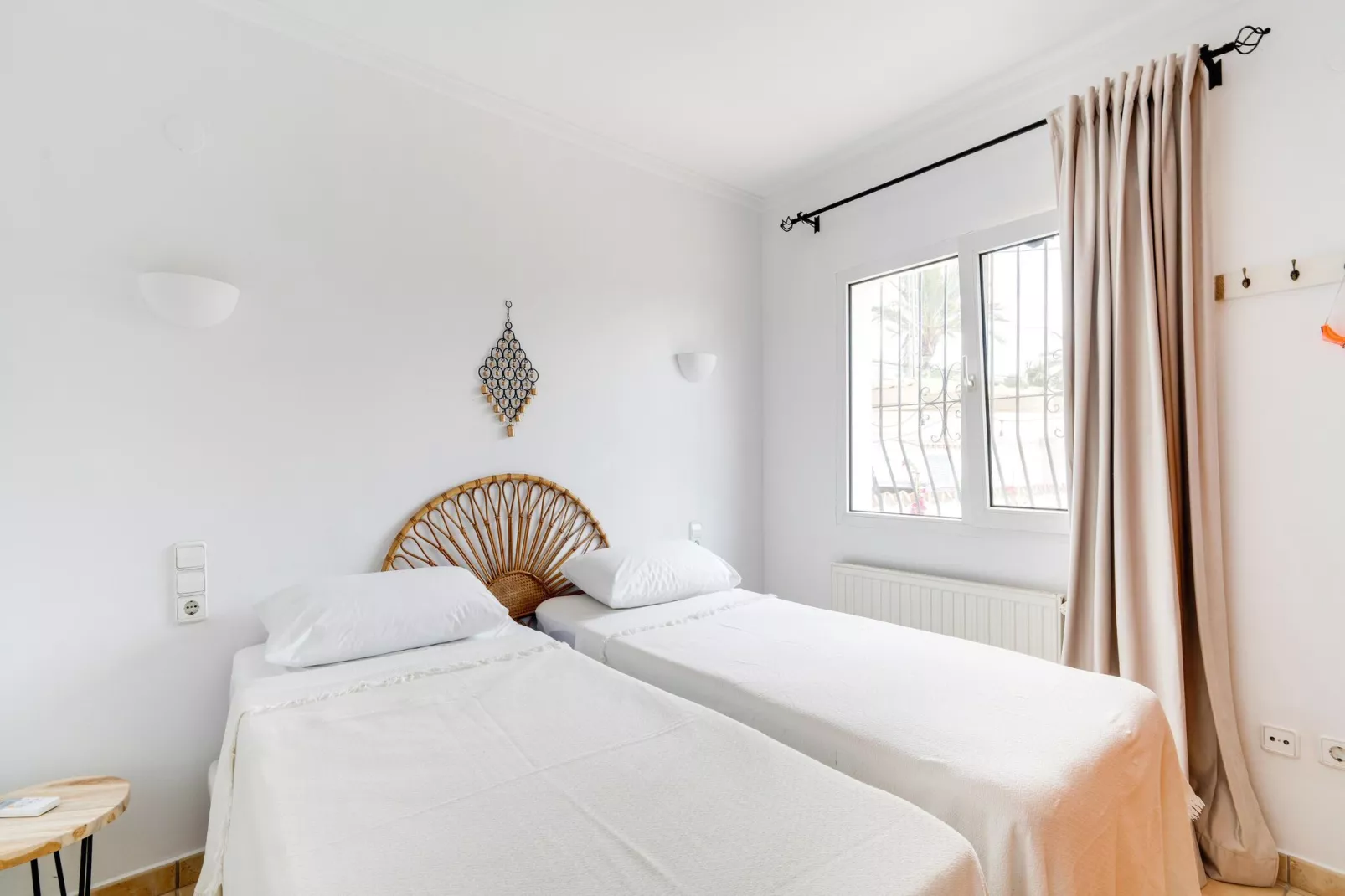 El Paraíso-Bedroom