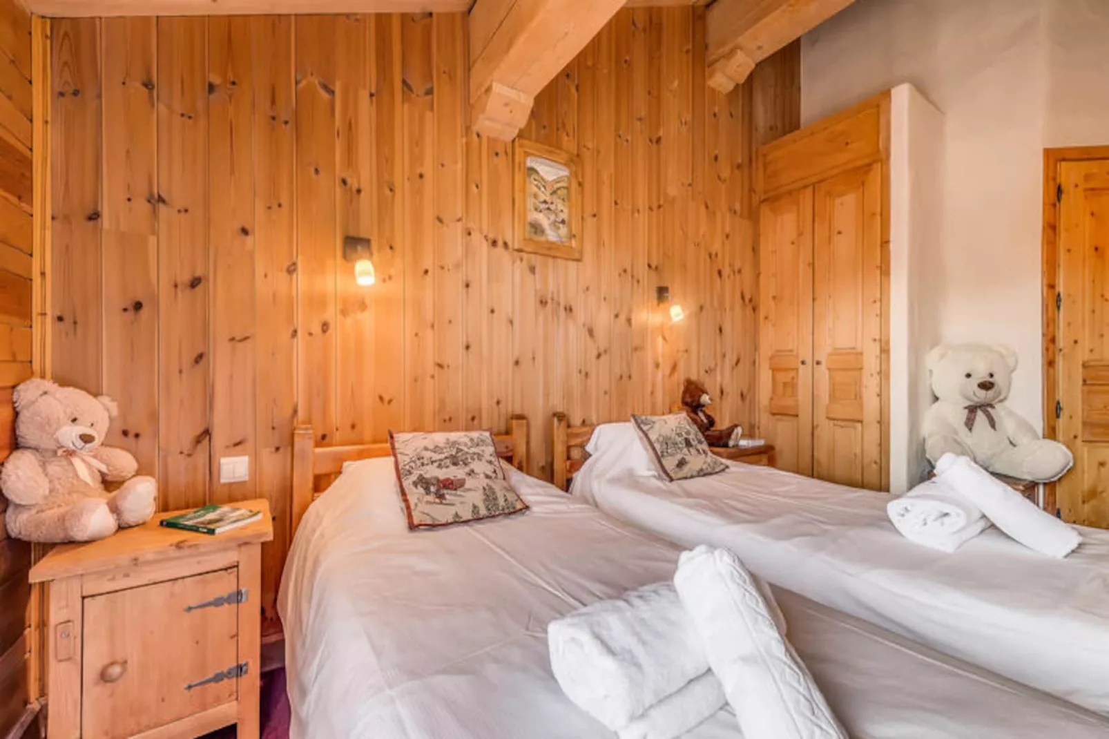 Chalet Gypaete-Untagged