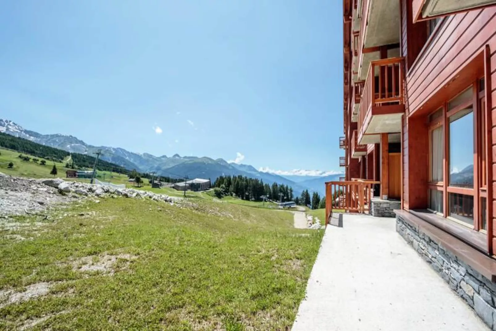 Résidence Les Monarques-Untagged