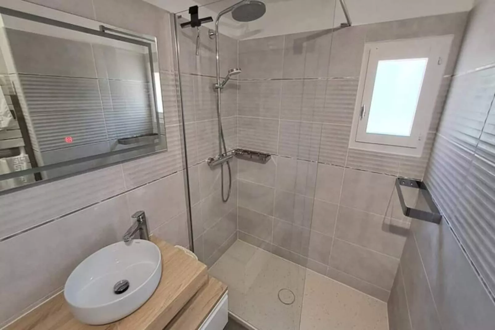 Résidence Villa Vue Mer Et Piscine &agrave; Cavali&egrave;re - 1 Km Plage-Untagged