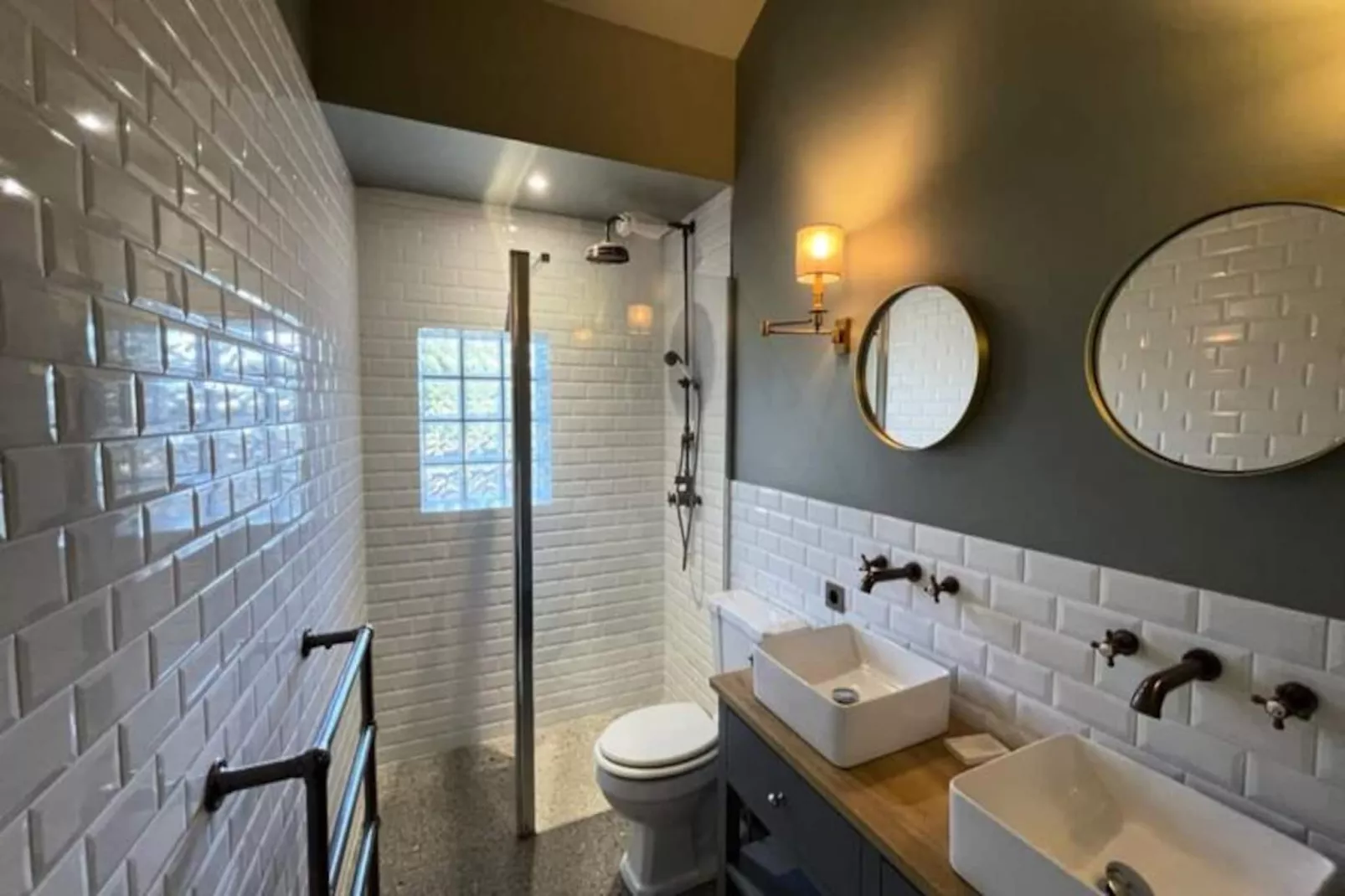 Magnifique Maison Bourgeoise R&eacute;nov&eacute;e Avec &eacute;l&eacute;gance Et Style Art D&eacute;co-Untagged