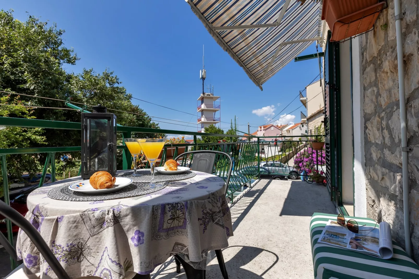 Apartments Kata - Three Bedroom Apartment with Balcony-Terrace balcony