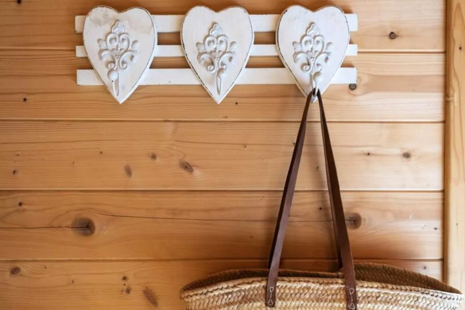 The Sea Lodge-Non tagué