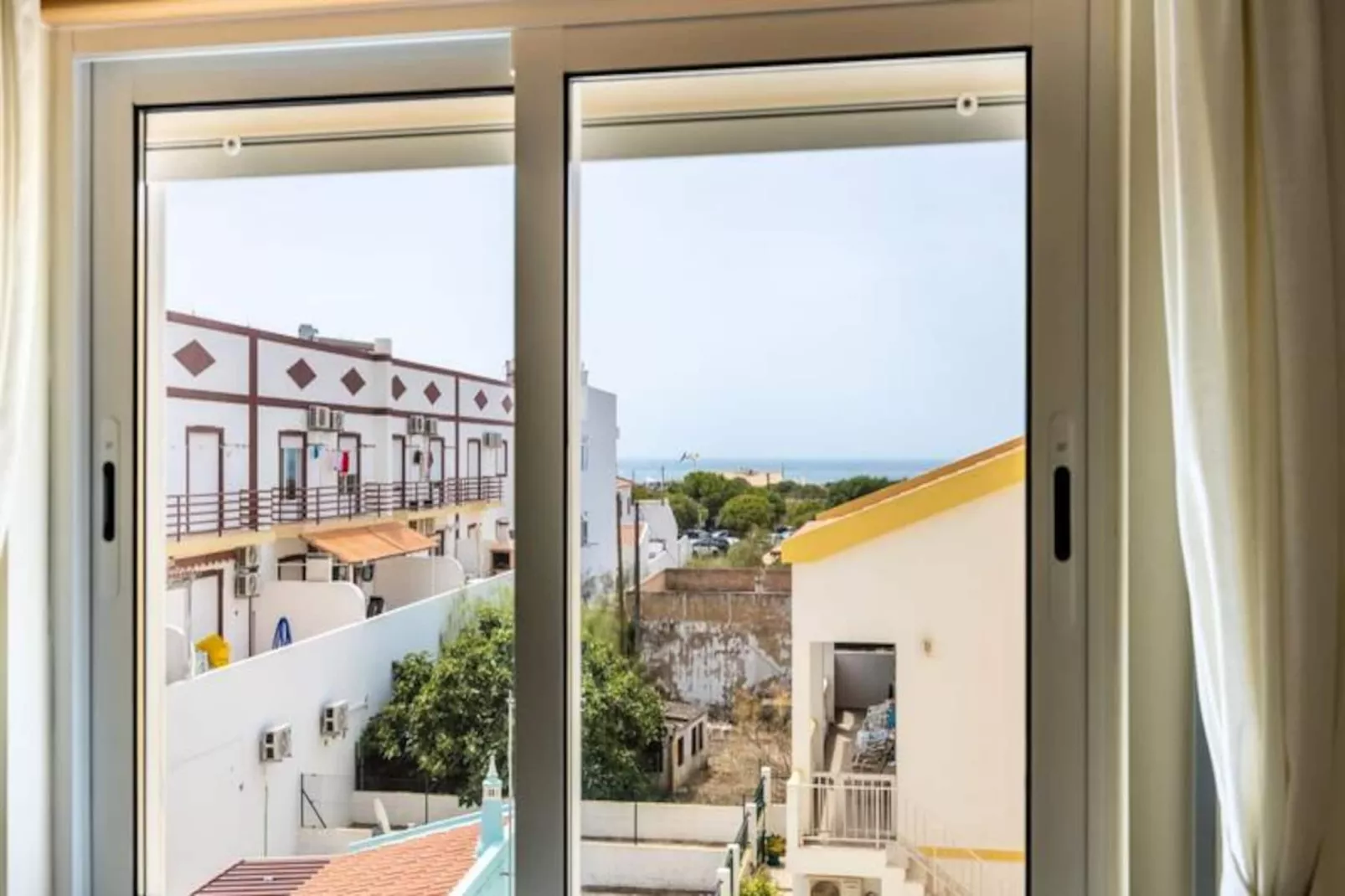 Altura Beach Apartment-Untagged