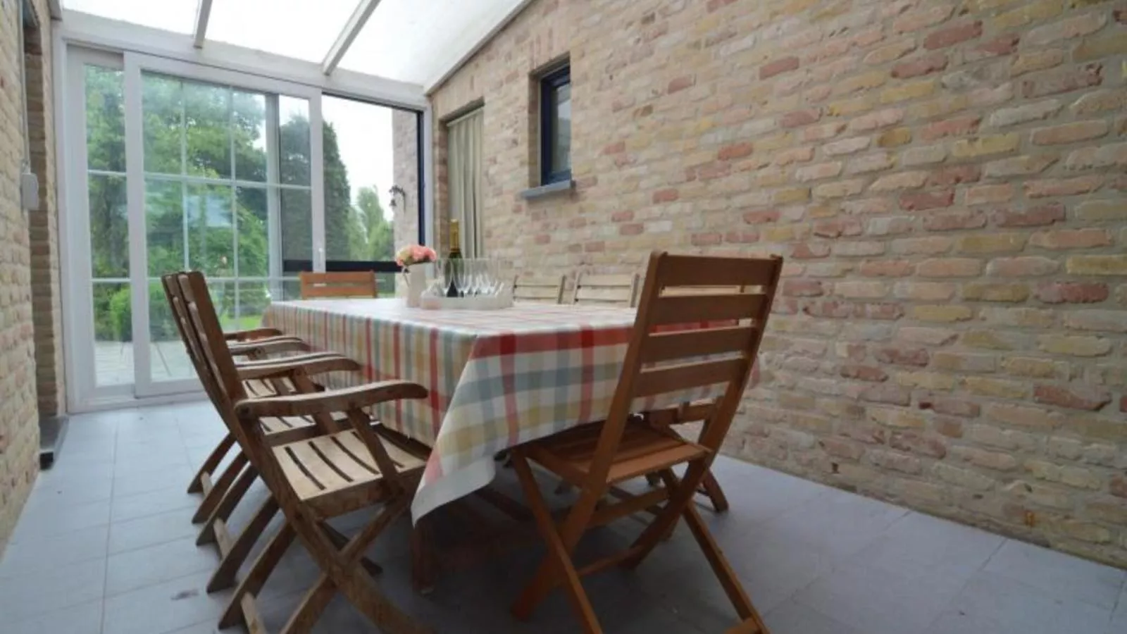 Frontzate-Recreation room