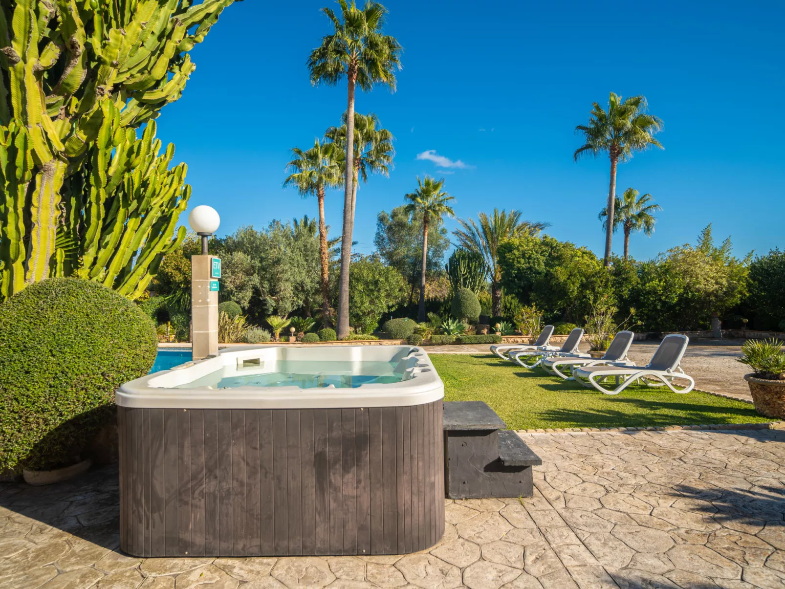 Ca Na Guerrera-Draußen