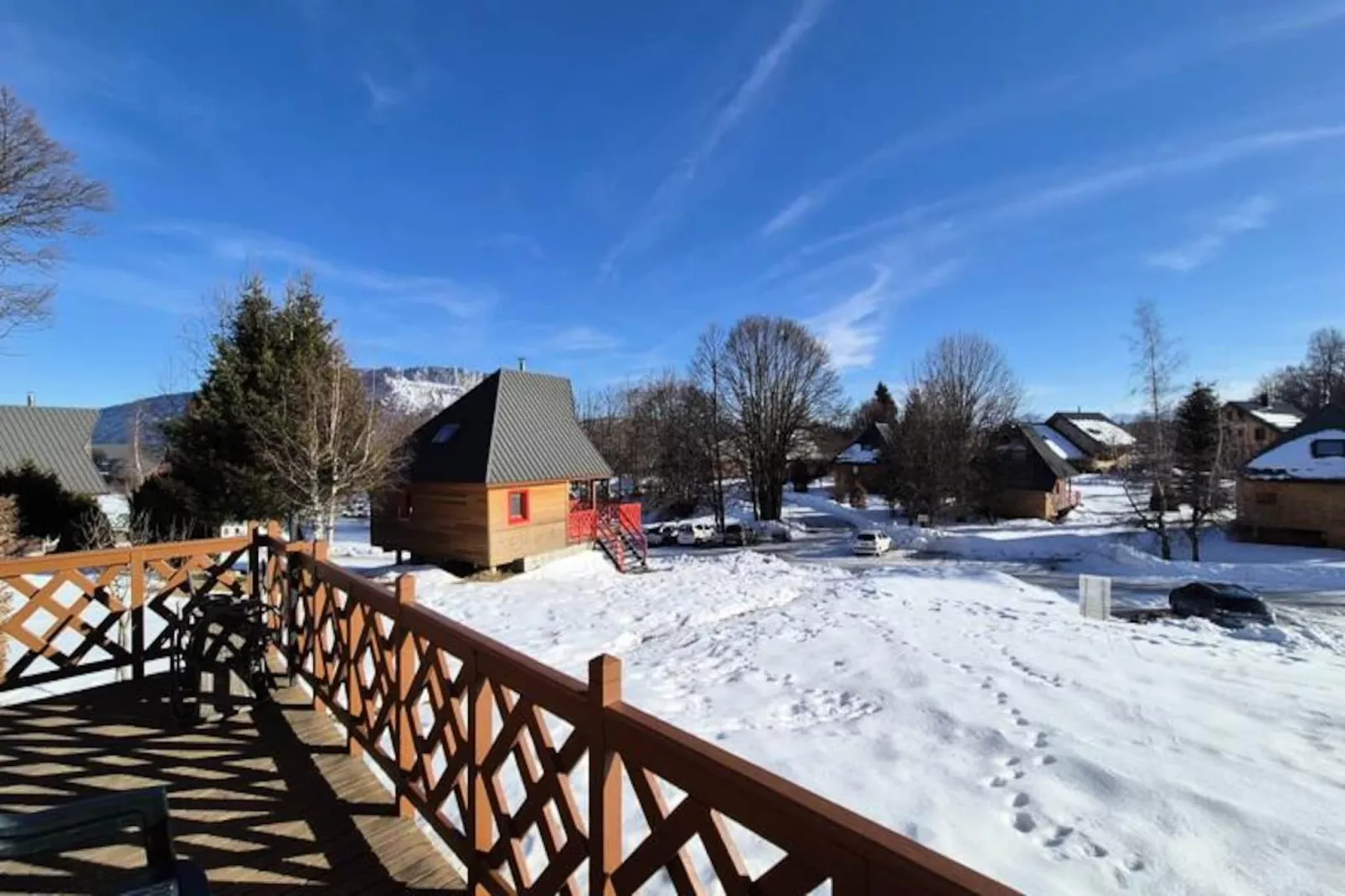 Chalet Nordique Pour 6 Personnes à La Féclaz - Piscine été-Untagged