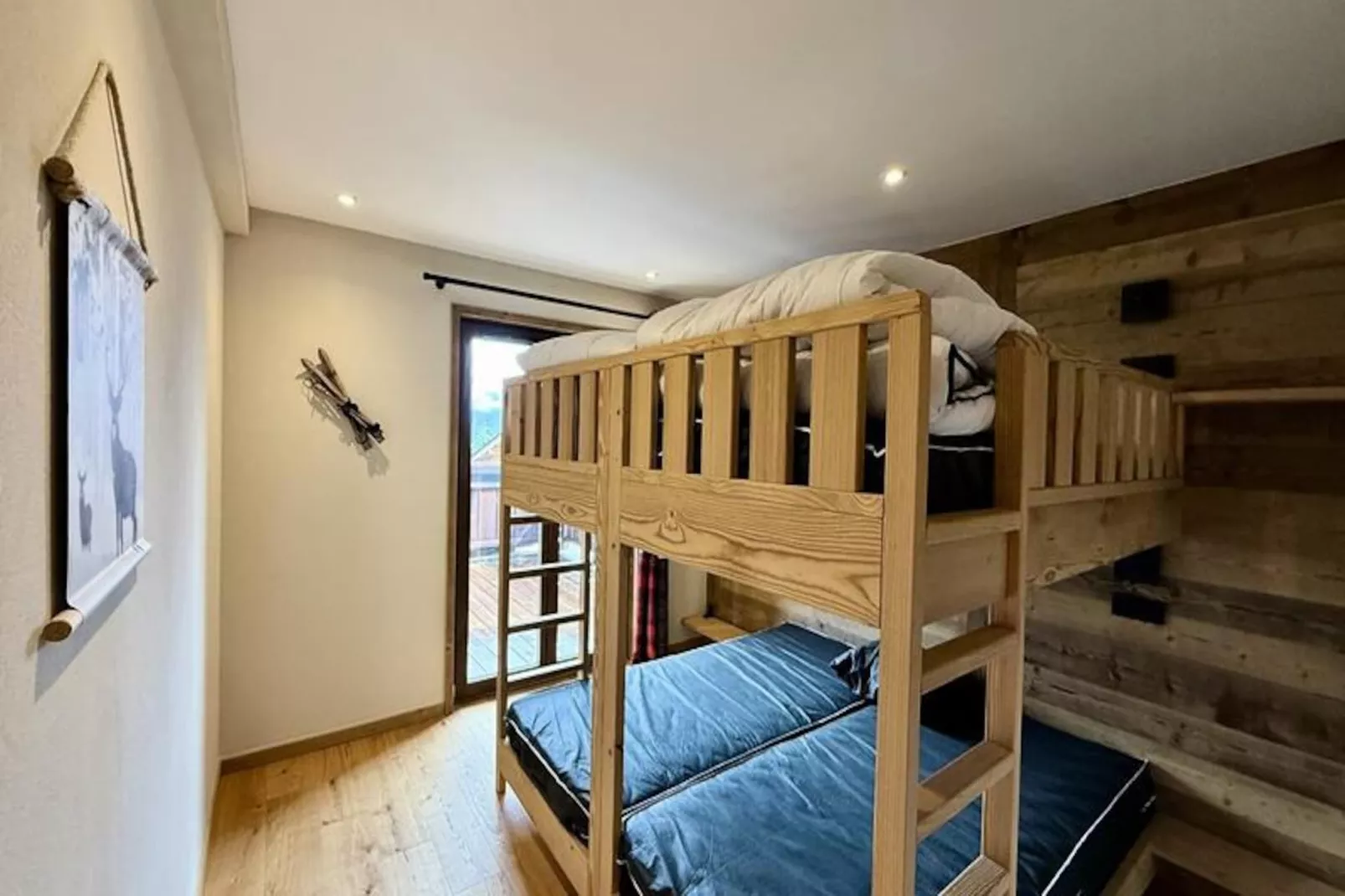 Résidence Complexe Aiguilles-Untagged