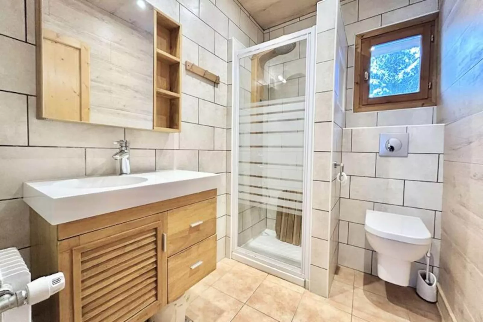 Chalet Varni-Non tagué