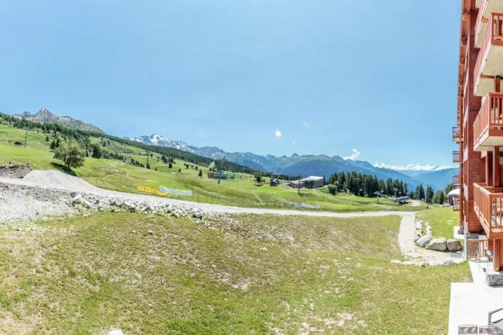 Résidence Les Monarques-Untagged