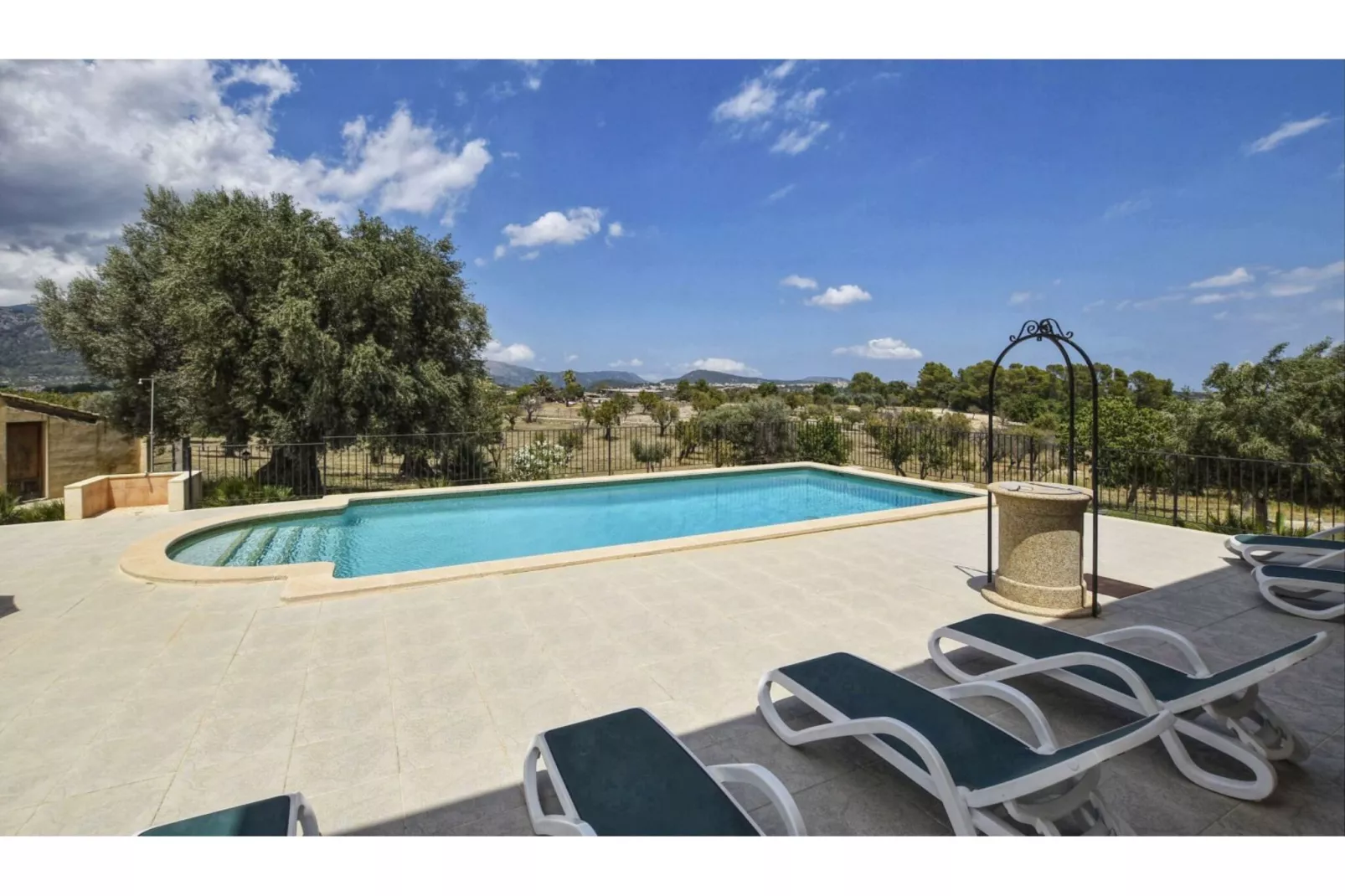Sastre Blanquer-View summer