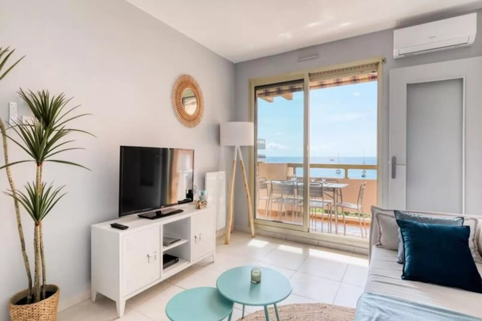 Résidence Vue Mer Exceptionnelle Au Lavandou-Nicht zugeordnet