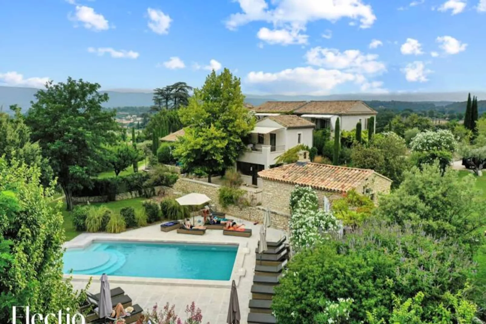 Loggia 7 Cypr&egrave;s | R&eacute;sidence Les Petitons-Nicht zugeordnet