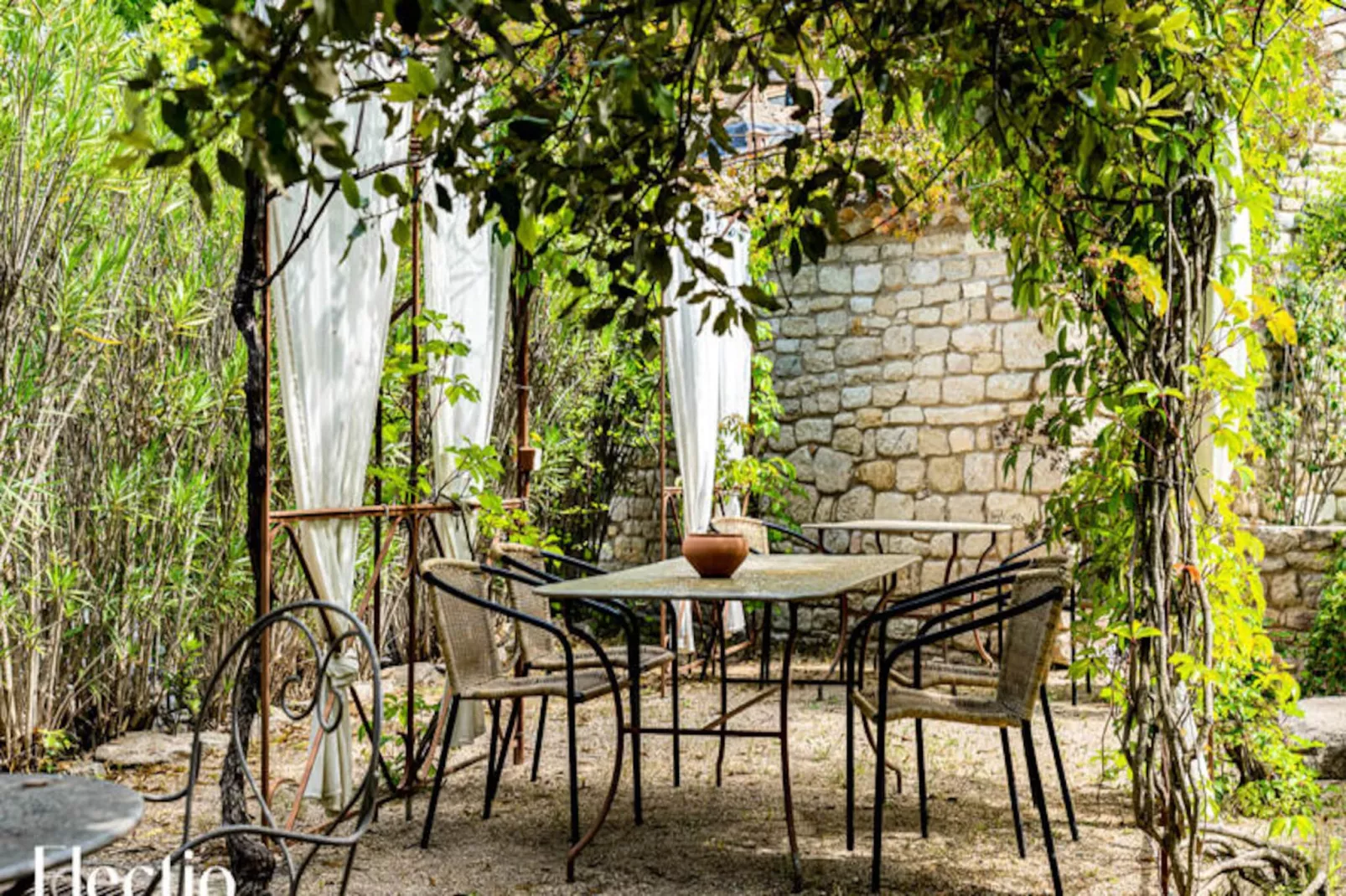 Loggia 2 Glycine | R&eacute;sidence Les Petitons-Nicht zugeordnet