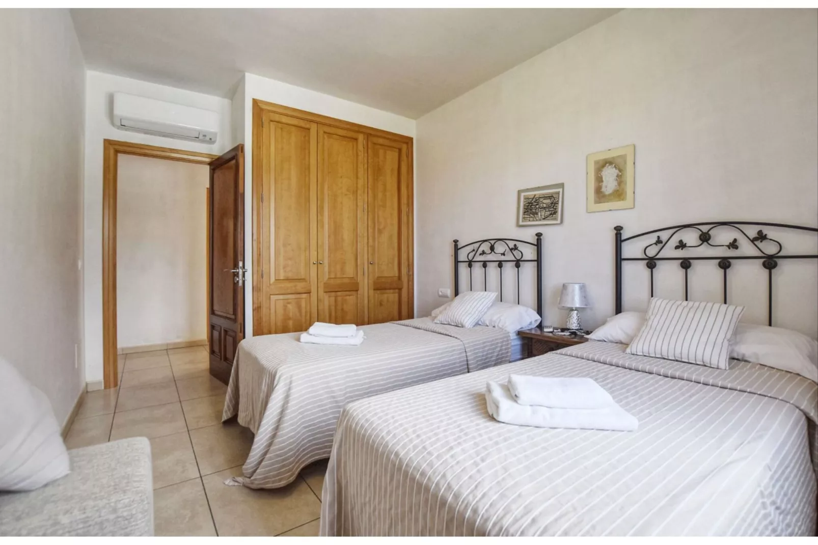 Sastre Blanquer-Bedroom