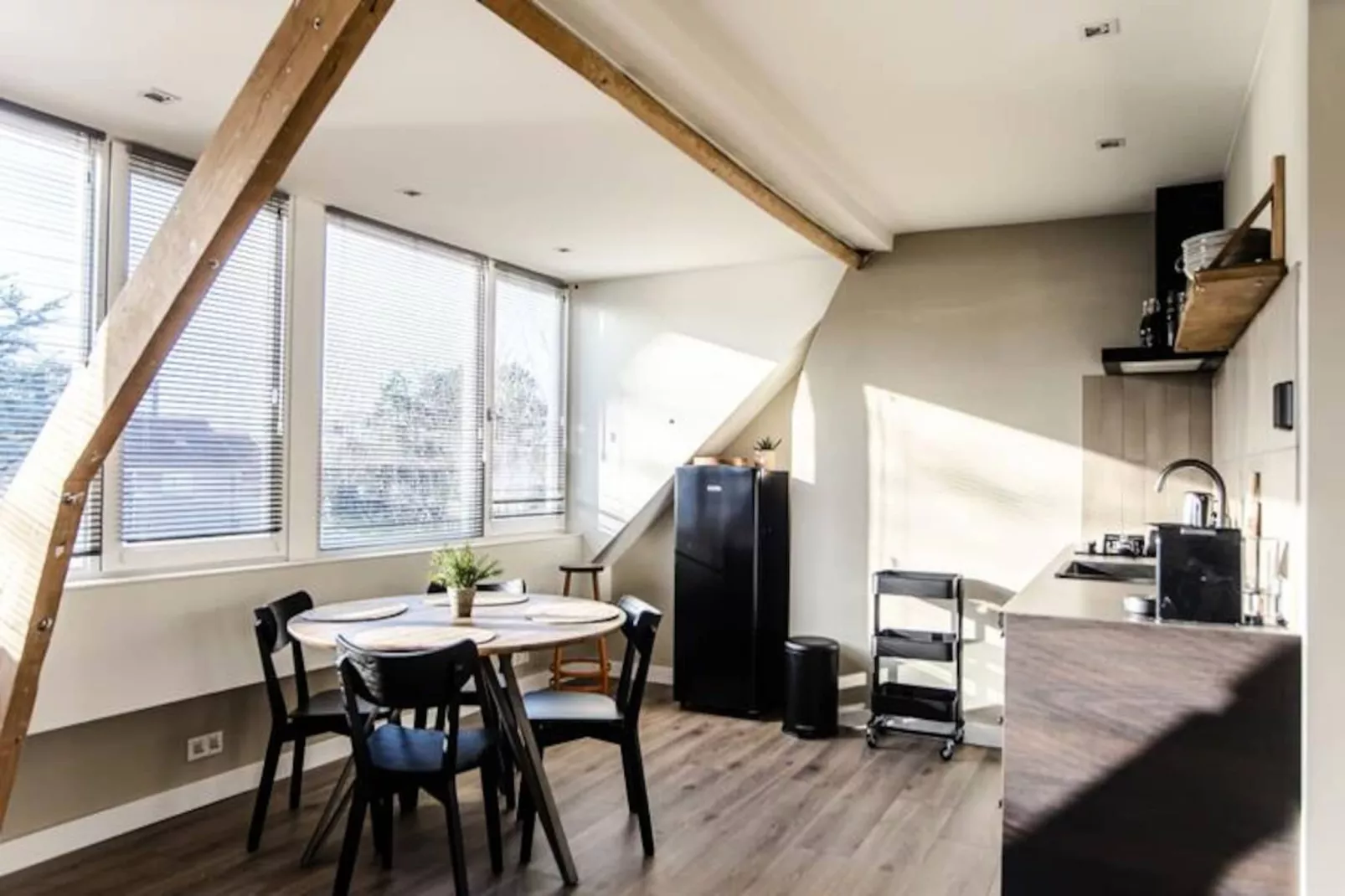 Spacious Luxury Loft-Untagged