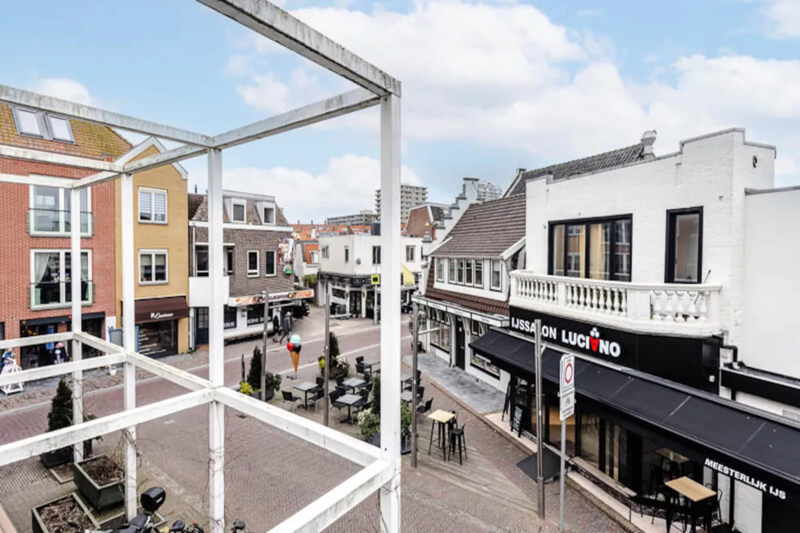 Zandvoort Zenith-Untagged