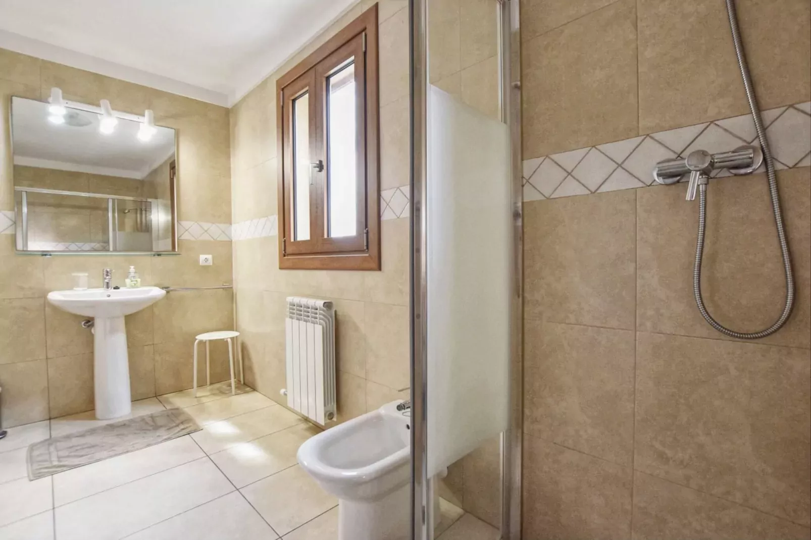 Sastre Blanquer-Bathroom