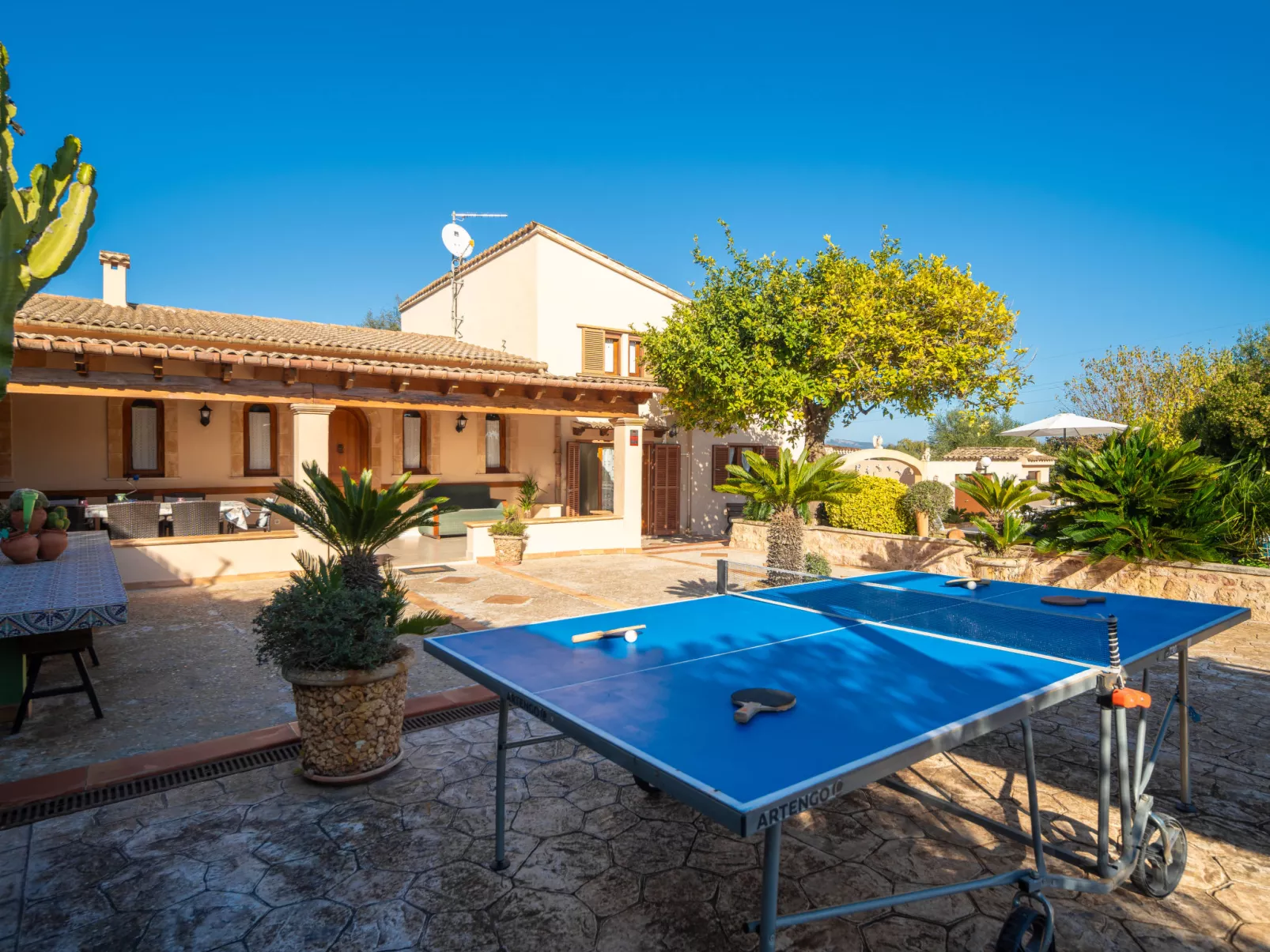 Ca Na Guerrera-Draußen