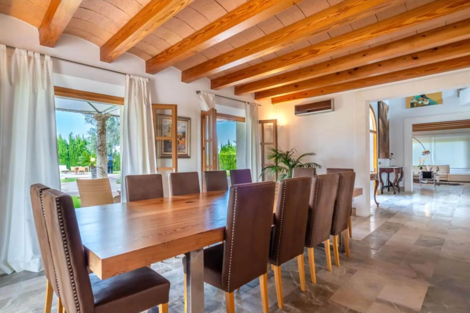 Ses Rentadores-Dining room