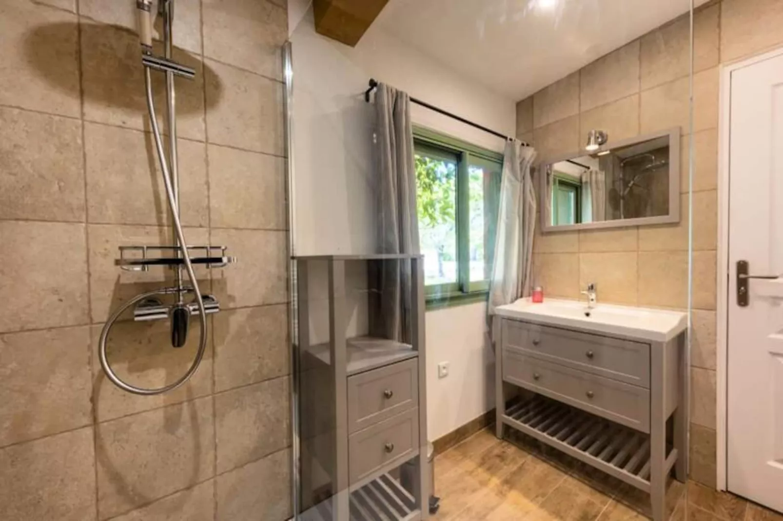 06bv2 : Joli Cottage Au Calme Avec Piscine-Untagged