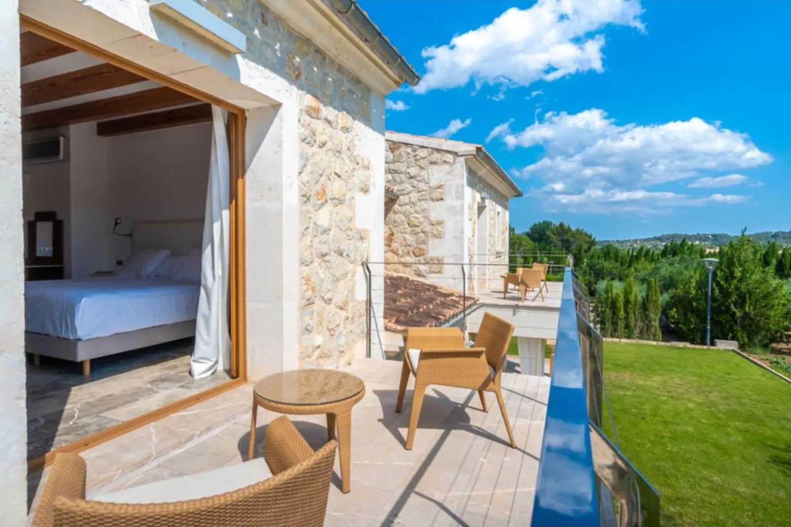 Ses Rentadores-Terrace balcony