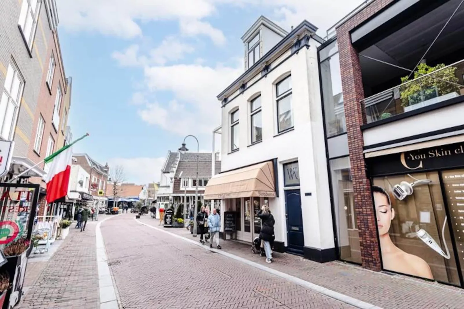 Zandvoort Zenith-Untagged