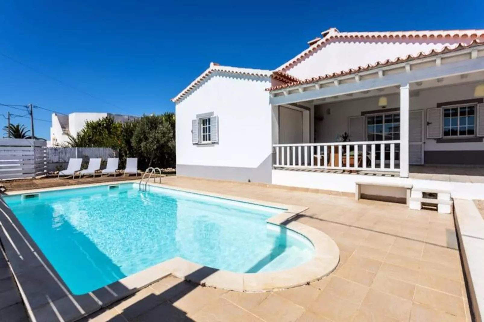 Olive House-Nicht zugeordnet