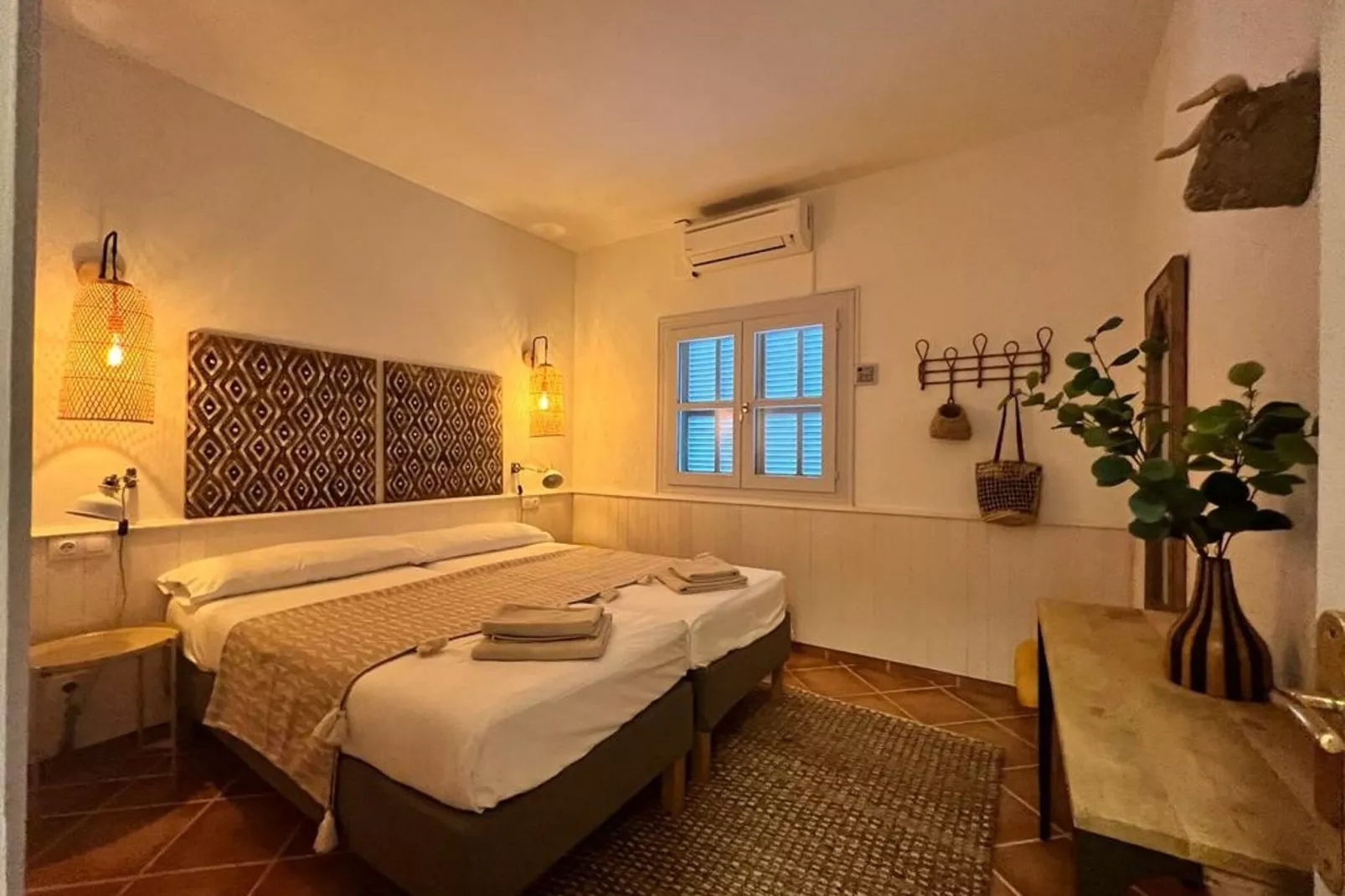 Son Drago-Bedroom