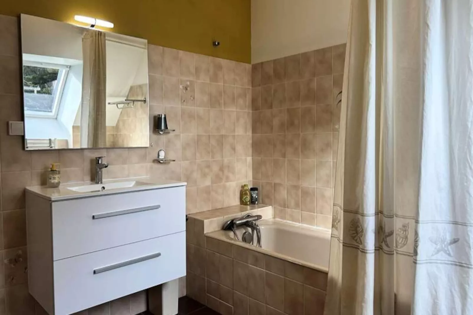 Résidence Les Hôpitaux-Non tagué