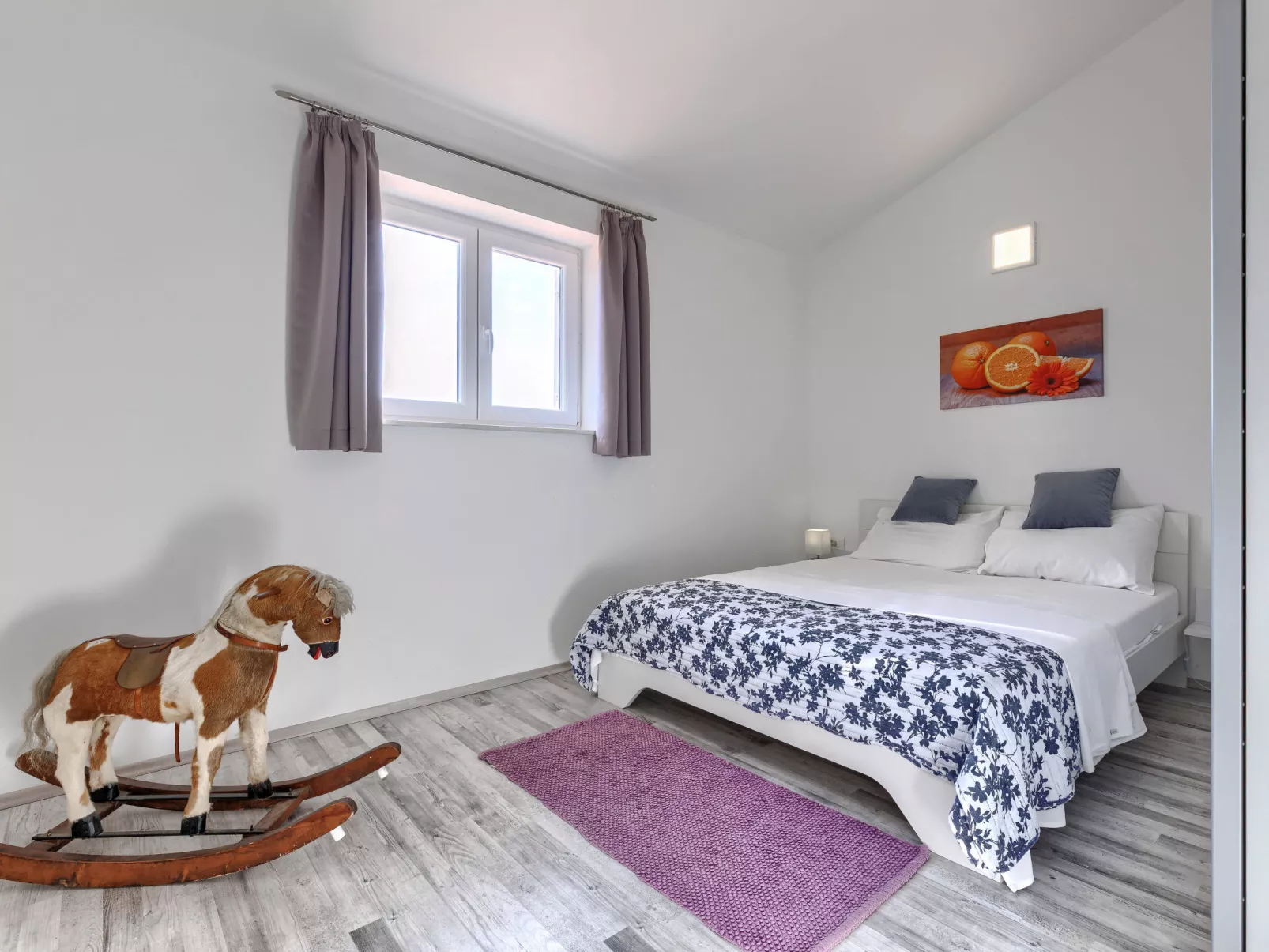 Istria Queen-Drinnen