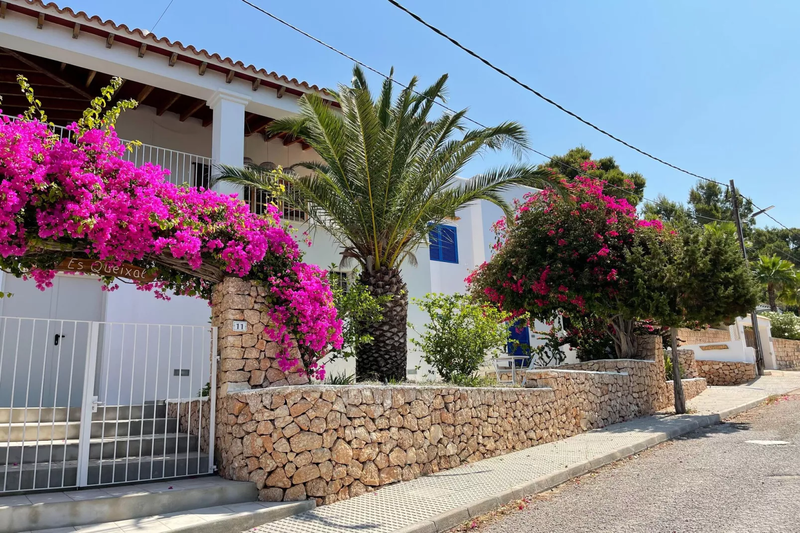 Es Queixal-Exterior summer