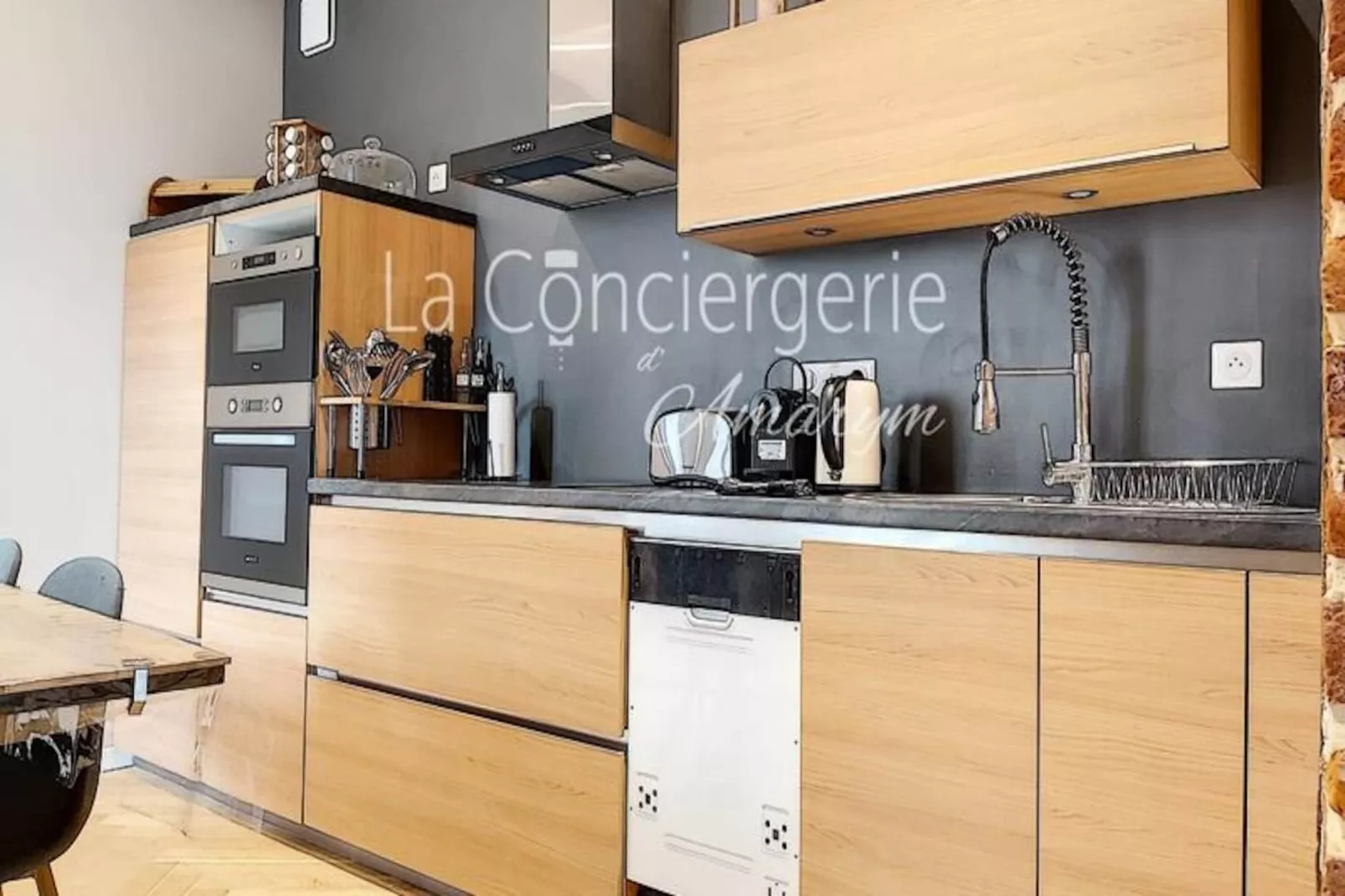 Résidence Aa13 - Le Victor Hugo - S&eacute;jour D&rsquo;exception Dans Un Appartement Historique-Untagged