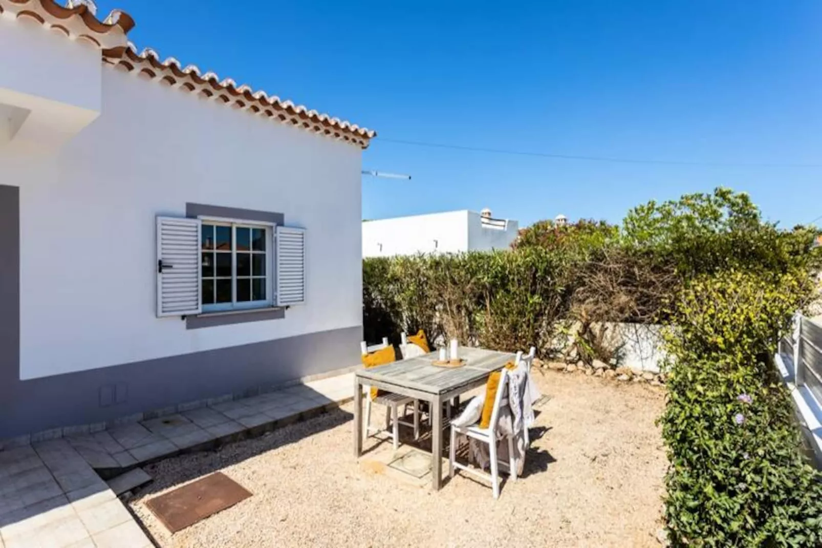 Olive House-Nicht zugeordnet