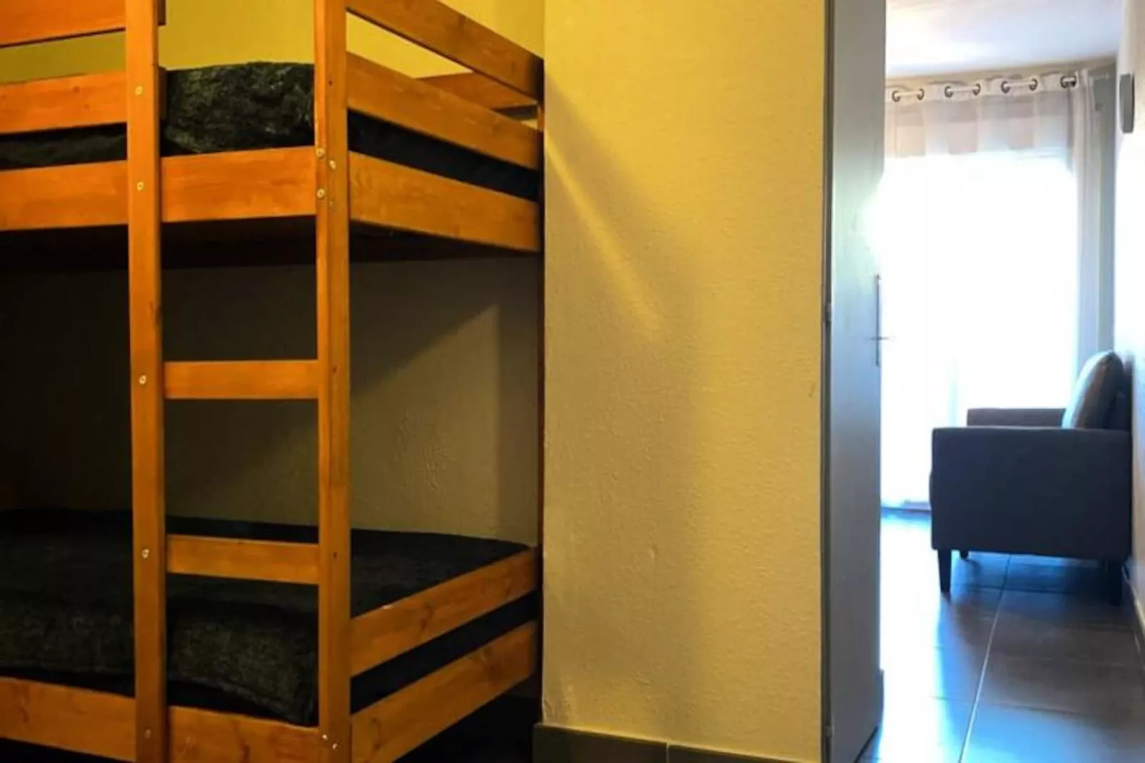 Beau T2 Bis Traversant Idéalement Situé-Nicht zugeordnet