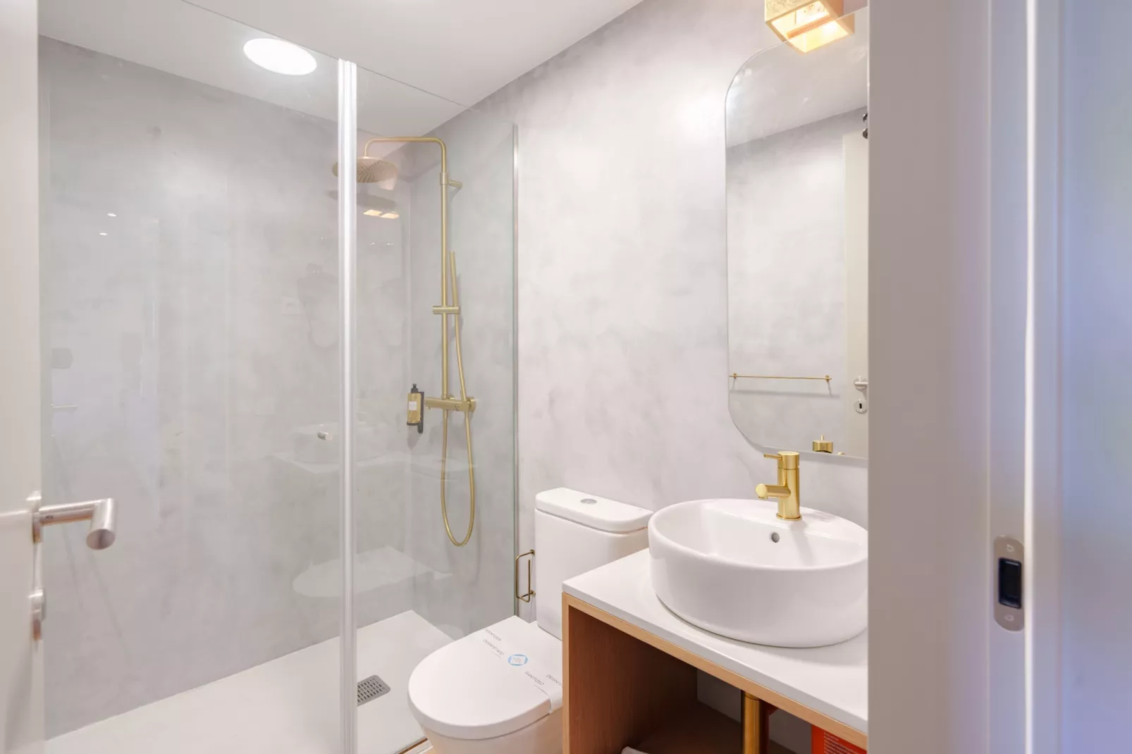 Feel Porto Firmeza Coworking & Flat 3.1-Badezimmer