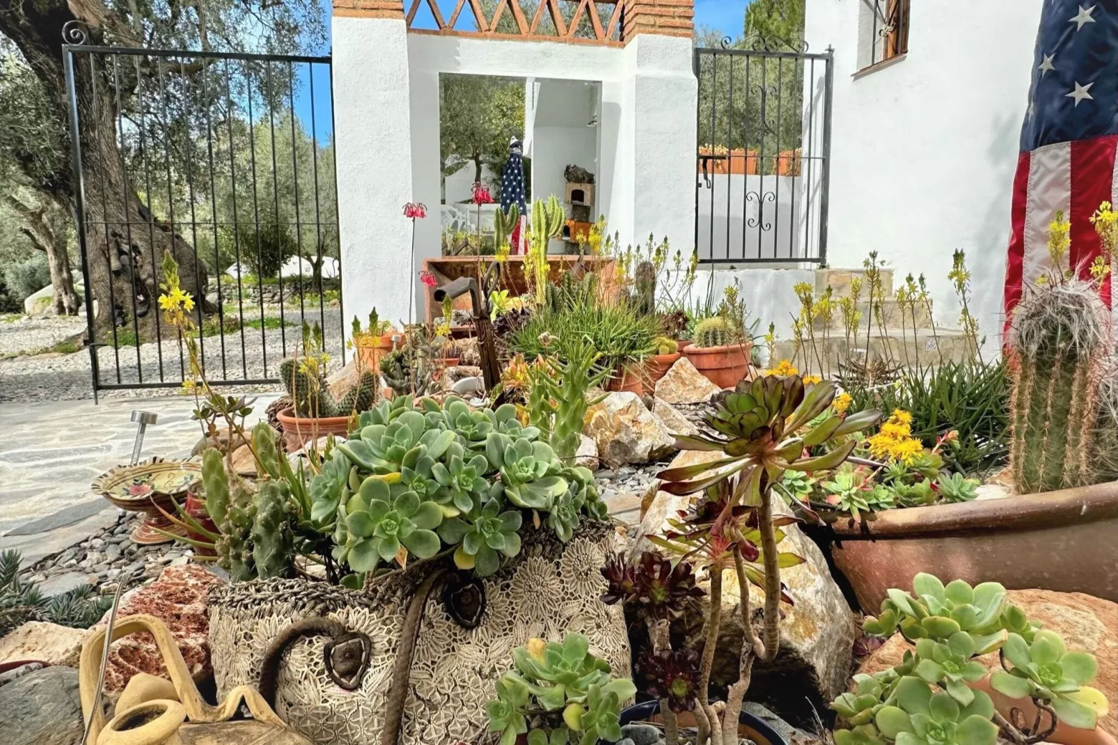 Cortijo de Santa Cruz-Jardin d'été