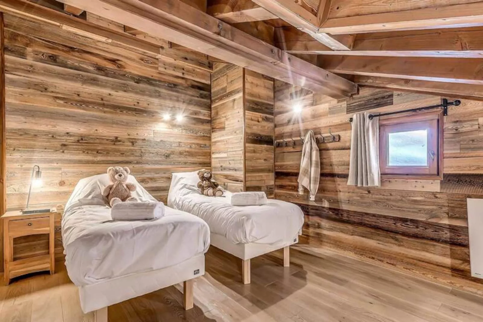 Chalet Paradis Blanc-Non tagué