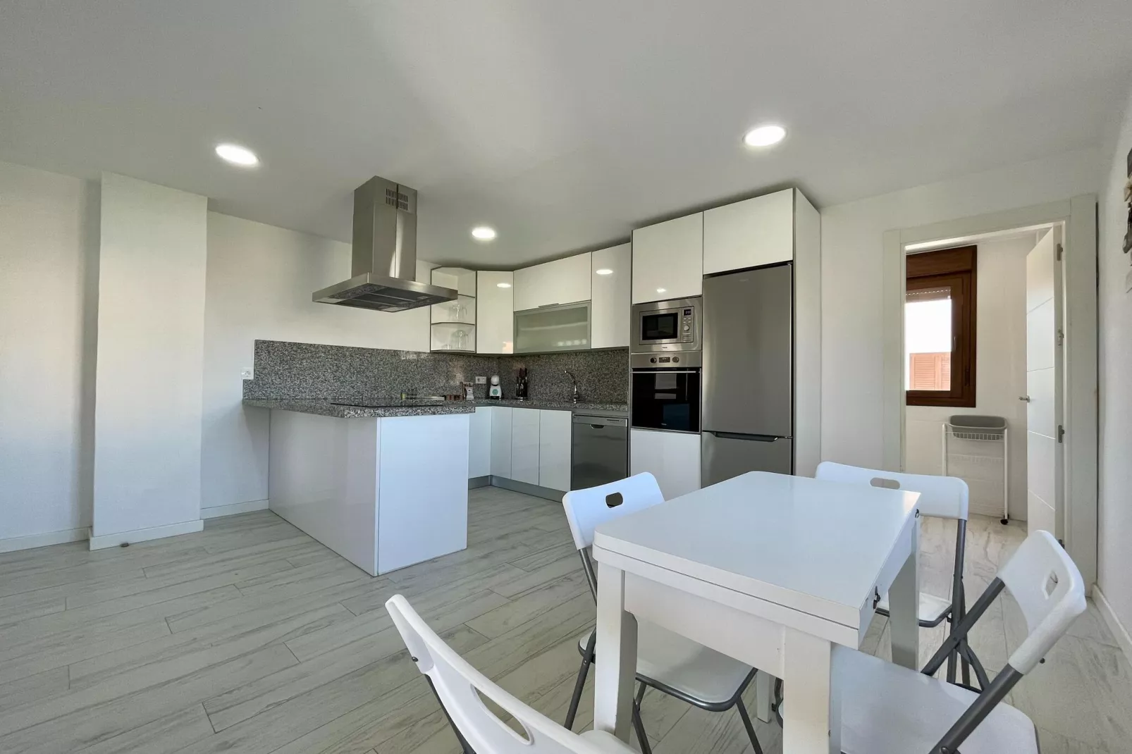 Villa Playa & Golf III-Kitchen