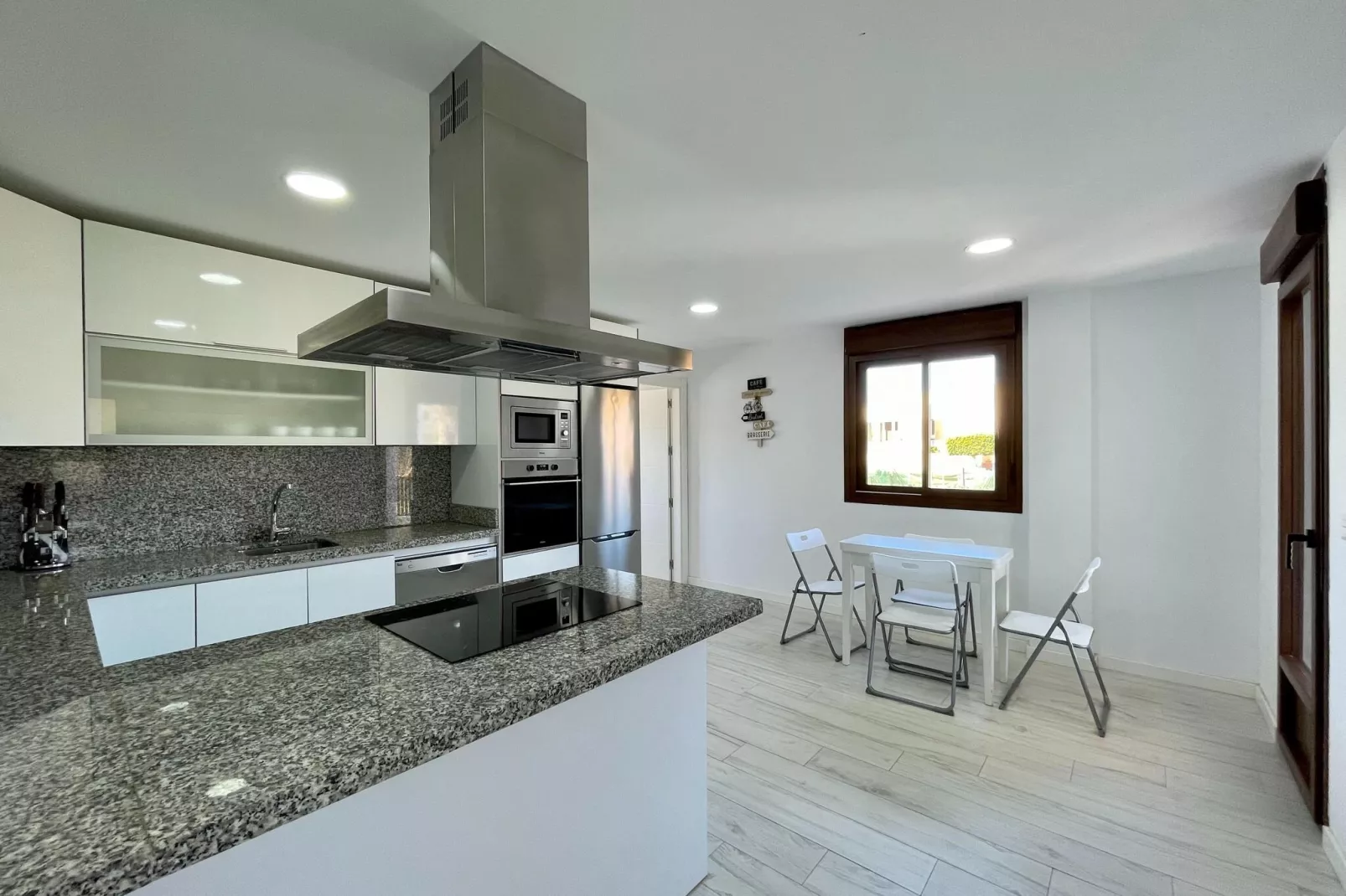 Villa Playa & Golf III-Kitchen
